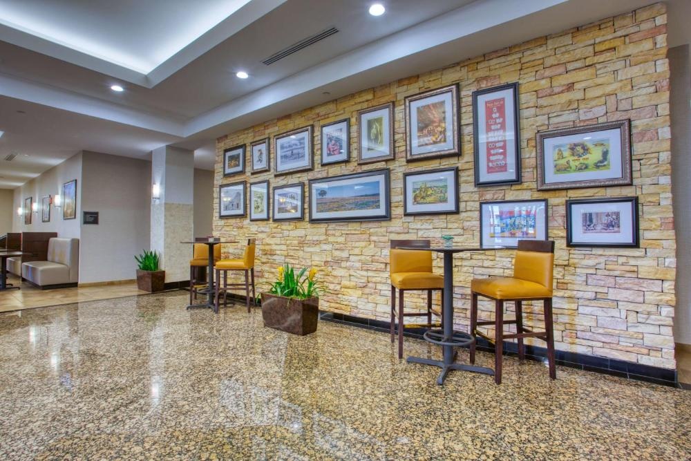Drury Inn & Suites Near La Cantera Image 6