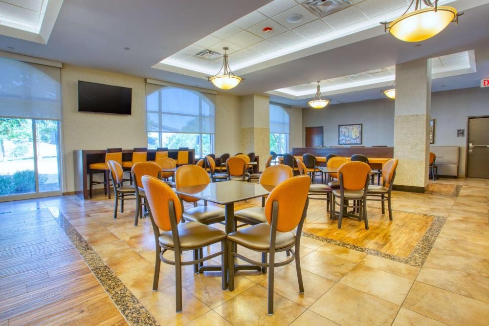 Drury Inn & Suites Near La Cantera Image 7