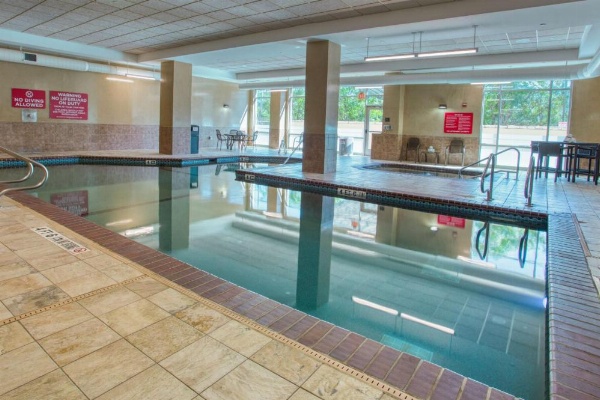 Drury Inn & Suites Near La Cantera image 42